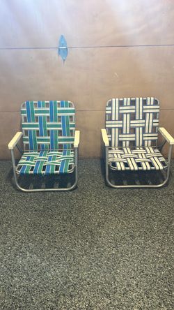 Low back lawn chairs