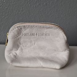 Portland Leather Good Luna Pouch In Bone