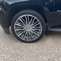 24” Rims With Tire ( Set Of 4 rims and 4 tires)