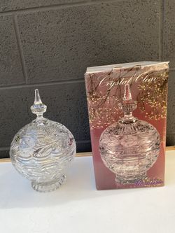 Crystal clear jar with lid