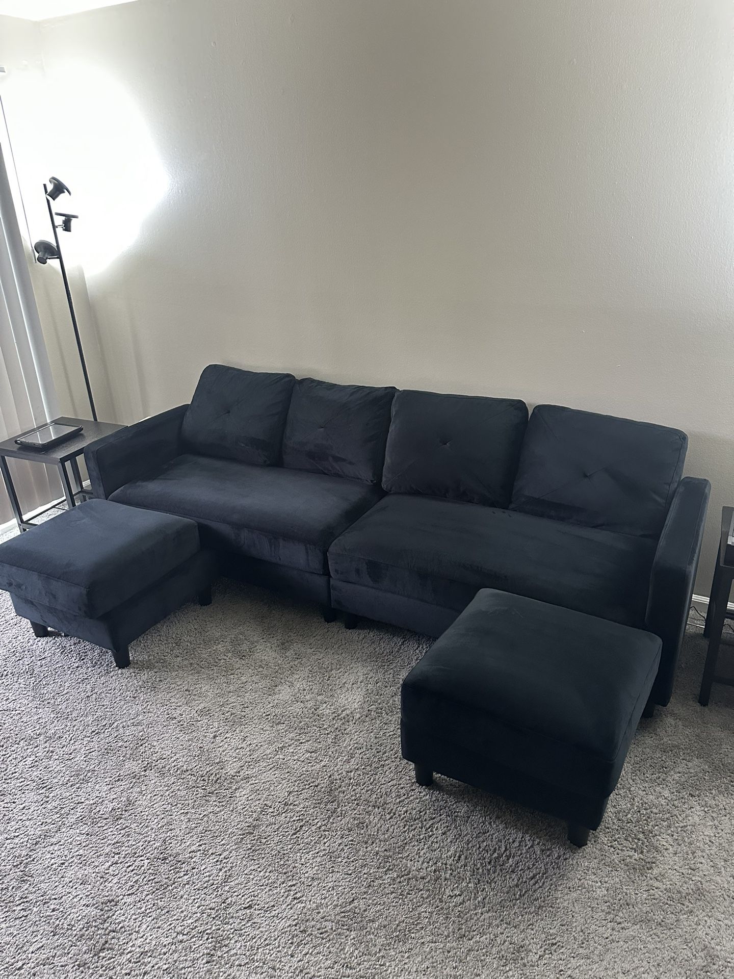 Sectional couch for living room