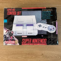 Super Nintendo Entertainment System (SNES) with Killer Instinct GamePak