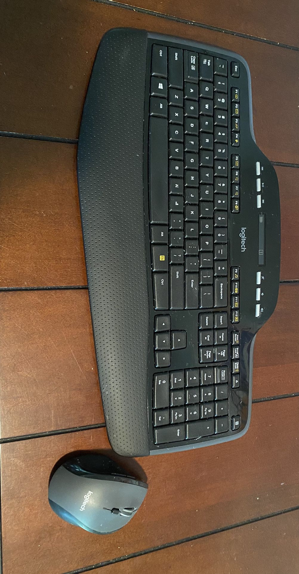 Logitech Keyboard And Mouse Set