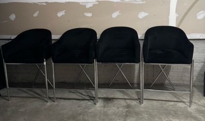 Set of 4 Modern Black Velvet Bar Stools