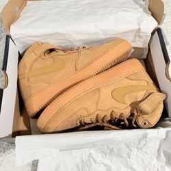 AIR FORCE 1 MID ‘07 WB size 10 MENS