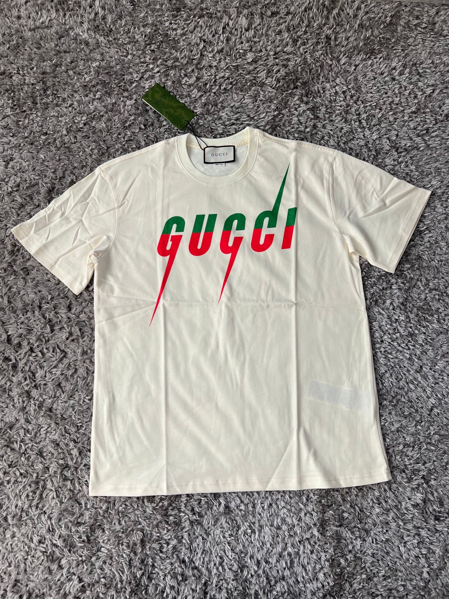 Gucci t shirt sizes availables (S/M, READ THE DESCRIPTION!)