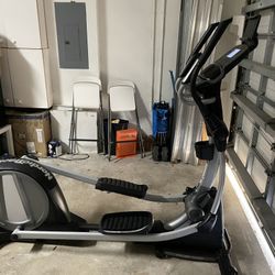 Norditrack Elliptical Machine - SE7i Spacesaver