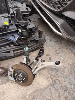 2025 2026 Kia K5 Left Driver Side Knee Assembly Suspension - Strut / Knuckle with Hub / Control Arm /  Rotor with Caliper / Axel  FWD OEM Only 2k Mile