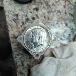 1964 -Uncirculated Kennedy Half Dollar 90% Silver $45