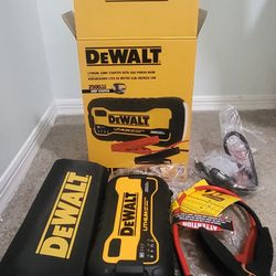 DEWALT 2500 PEAK AMP LITHIUM JUMP STARTER WITH USB POWER BANK 