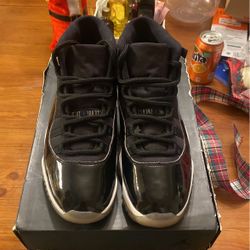 Jordan Retro 11 Space Jam Size 11