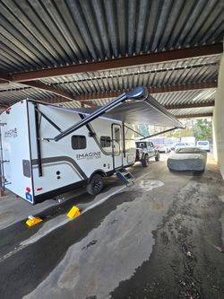 2026 Grand Design Impact Aim 16ML 20' Tavel Trailer Never been used.