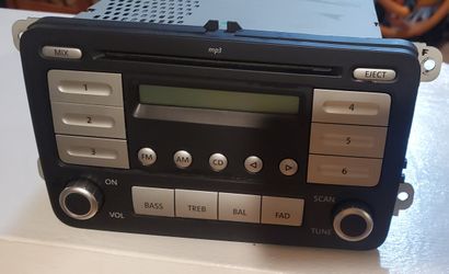 Factory 2008 V.W. Jetta CD player / radio head unit