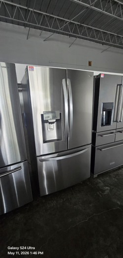LG French Door Fridge – Stainless, Ice/Water Dispenser