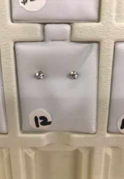 925 Sterling Silver CZ Stud Round