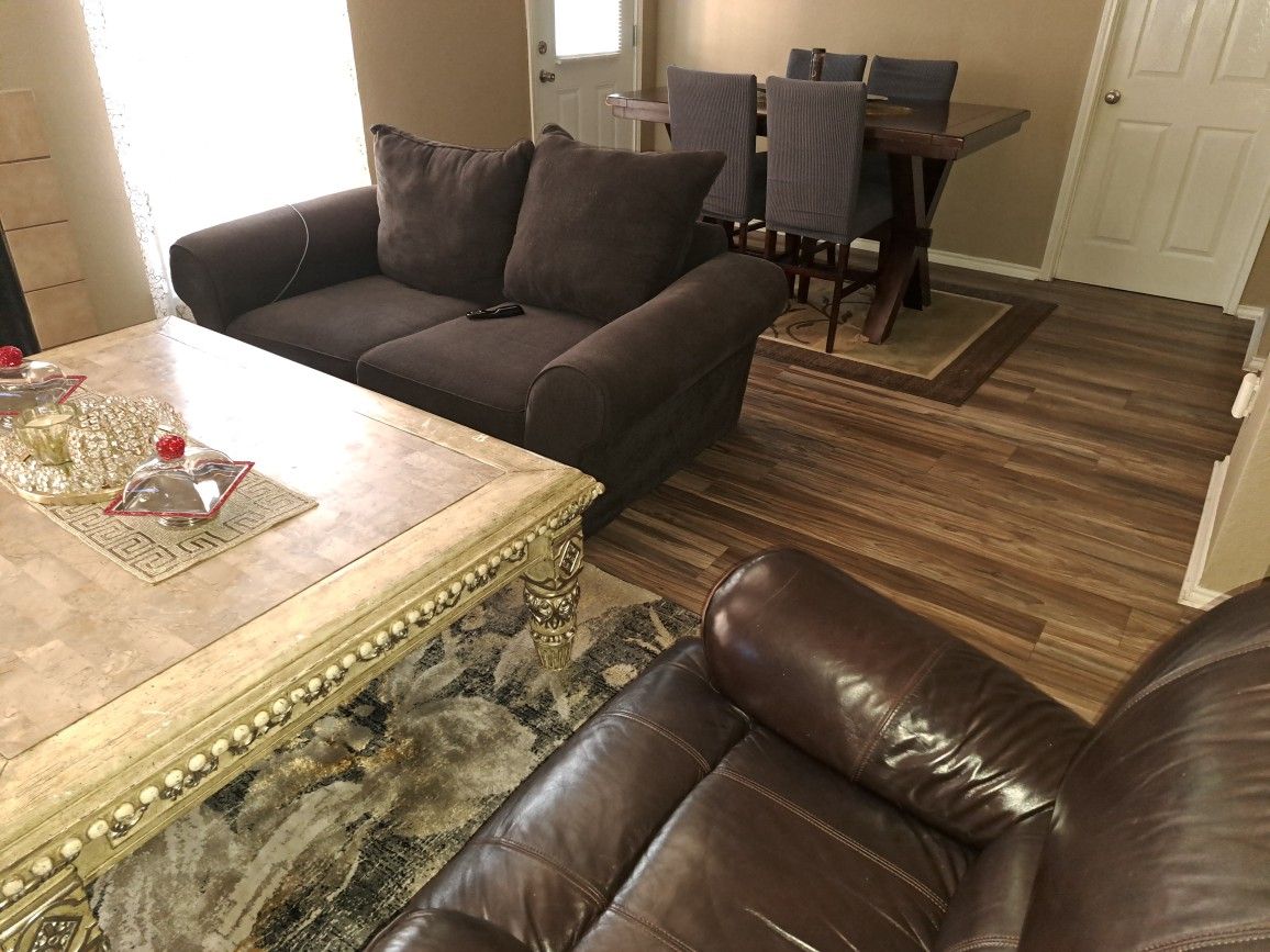 Furniture's For Sale In Good Condition 