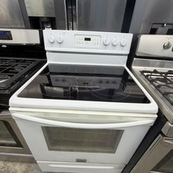 Frigidaire Electric Stove