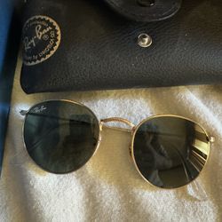 Raybans 