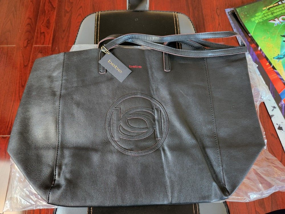 Bebe Tote