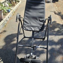 Teeter inversion table 