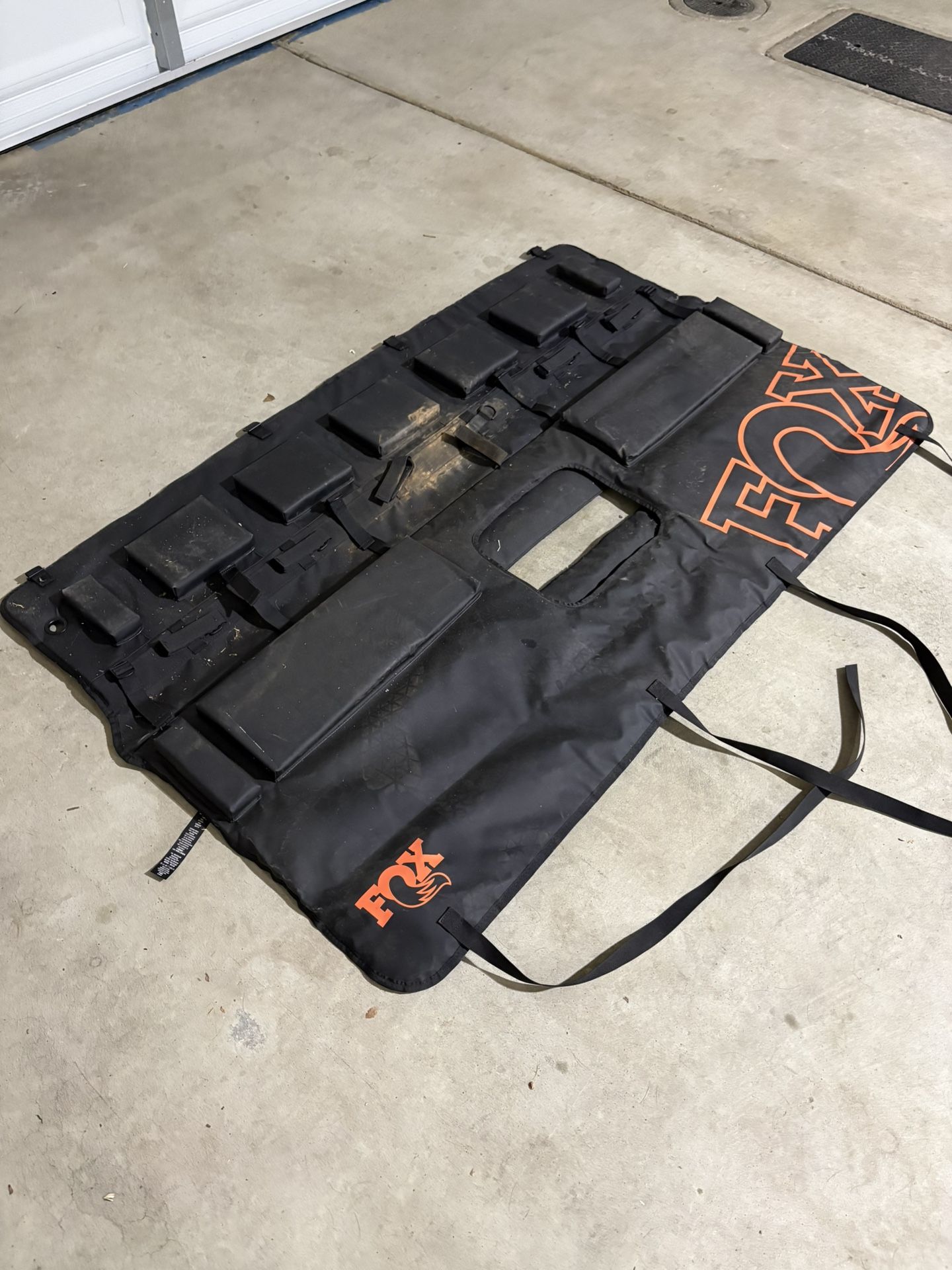 Fox Tailgate Pad