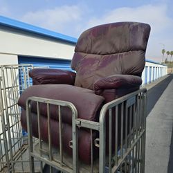 Recliner, Just Dusty From Storage.