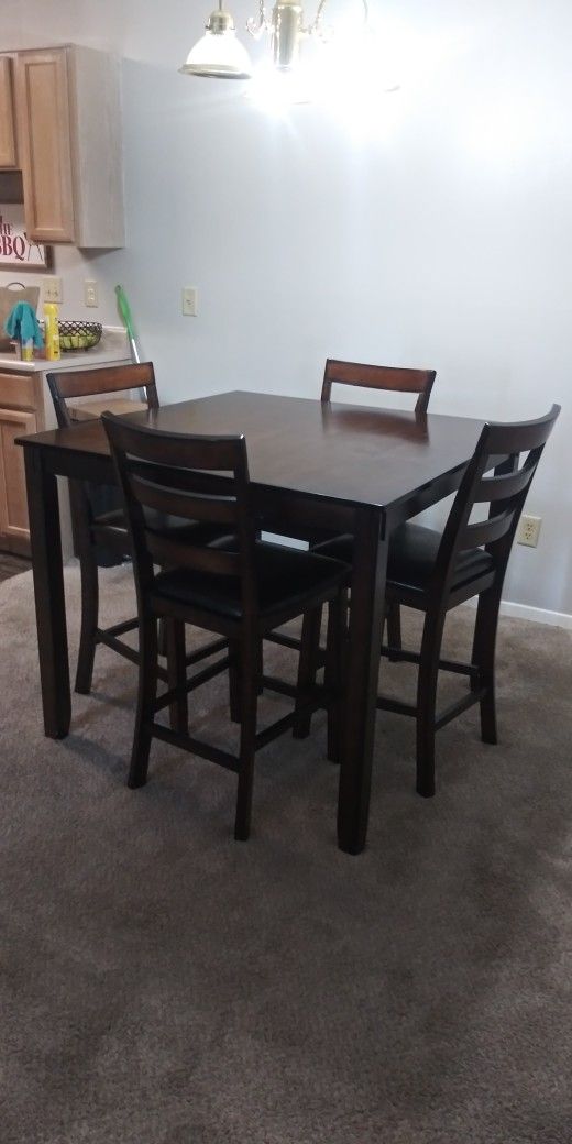Dining Room Table