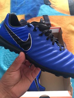 Nike tiempo shoes new size 10