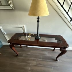 Entryway Table & Lamp