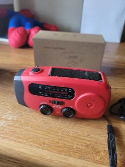 Solar Powered Crank Emergency Radio.