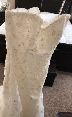 Wedding dress