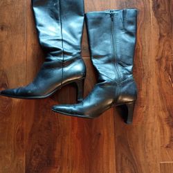 Women's Boots