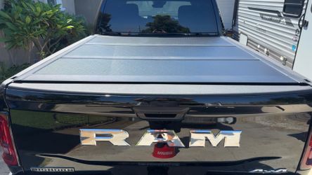 New Low profile Cover 2009-2026 Dodge Ram 1500 6.4ft bed Tapa al Raz