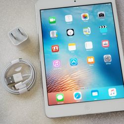 iPad mini 2, 32GB, unlocked, works any company sim card any country internationally 