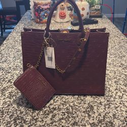 Betsy Johnson Handbag Purse 