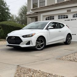2019 Hyundai Veloster