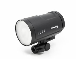 Profoto B10 Complete Pro Lighting Kit (Softbox, Extra Battery, Zoom Ring, Trigger)