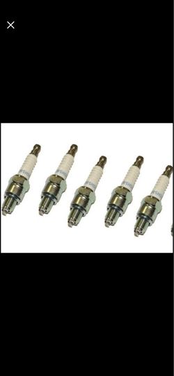 Honda 98056-55777 PK5 Spark Plugs (CR5HSB) Fits Honda EU2000 Brand  new in original box. 4 pack