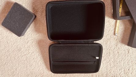 Hard case zipper close case