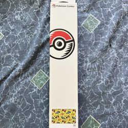 Official Pokémon Center TCG: Battle Start Playmat Pikachu Charizard Location