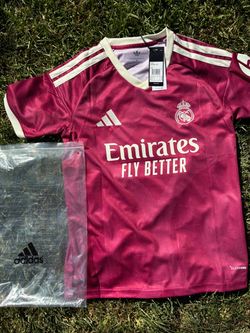 Real madrid third kit