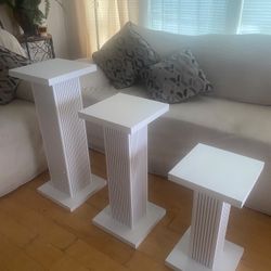 Pedestal Display Stands