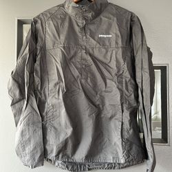 Patagonia Windbreaker - Small