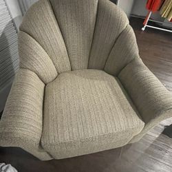 Moving Round Chair 