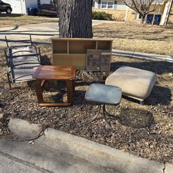 FREE – Curb Alert – Darien (71st & Beechnut)