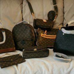 Louis Vuitton Women Bag Read Below 