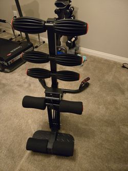 Squat machine