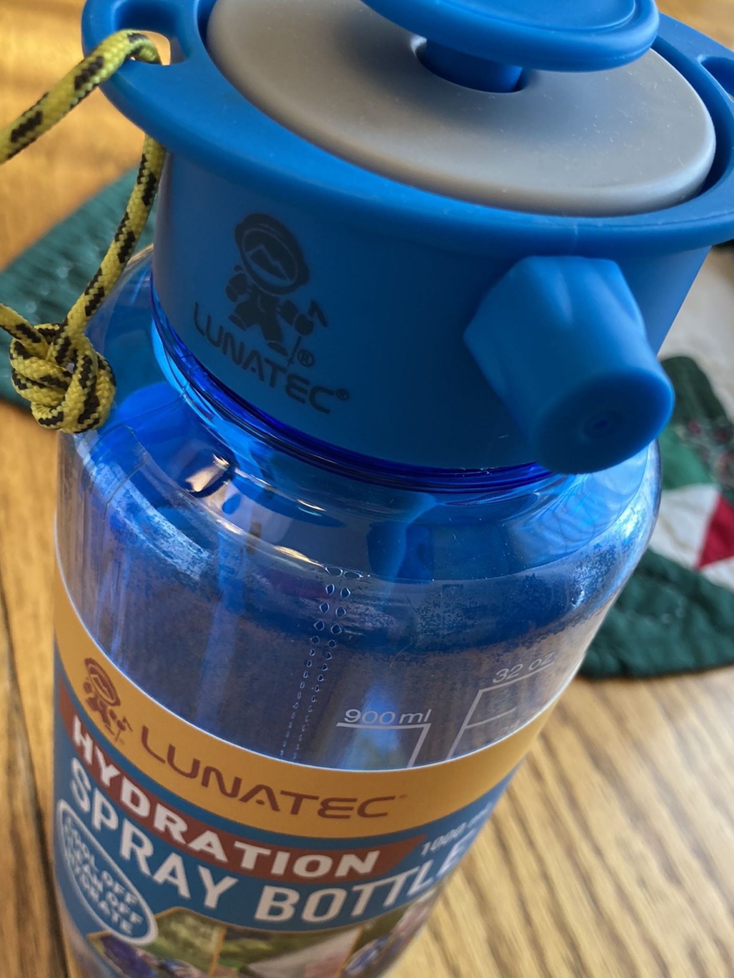 Lunatec Aquabot Hydration Bottle