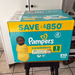 Pampers Swaddlers