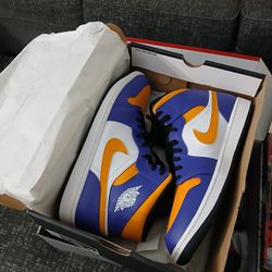 Air Jordan 1 Mids Concord Taxi Size 13